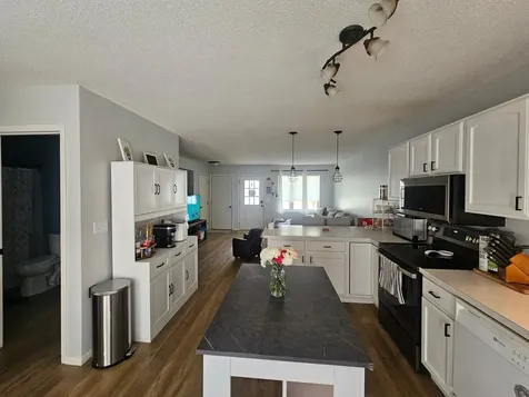 323 3rd Avenue S Wahpeton ND 58075