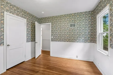 1800 Cleveland Street NE Minneapolis MN 55418