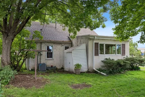 1800 Cleveland Street NE Minneapolis MN 55418
