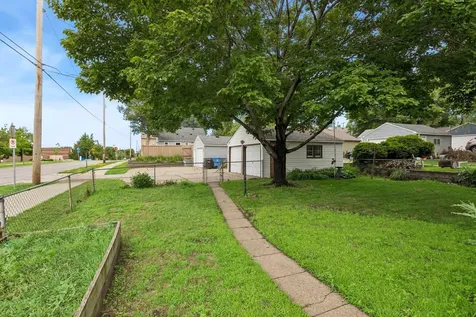 1800 Cleveland Street NE Minneapolis MN 55418
