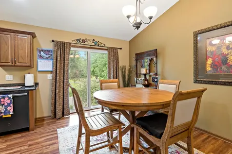 124 Harbor Hill Drive Mankato MN 56001