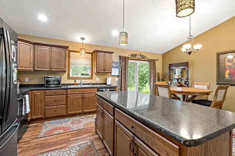124 Harbor Hill Drive Mankato MN 56001