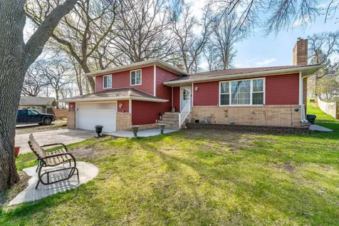713 7th Avenue Circle SE Pelican Rapids MN 56572