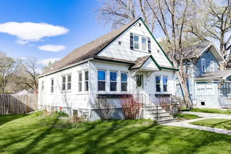 1525 4th Avenue S Fargo ND 58103