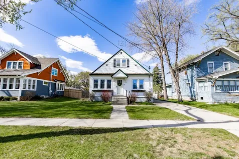 1525 4th Avenue S Fargo ND 58103