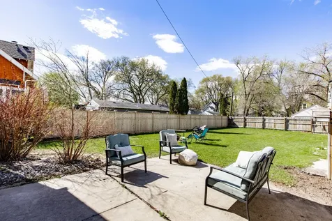 1525 4th Avenue S Fargo ND 58103