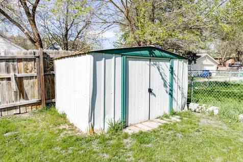 1525 4th Avenue S Fargo ND 58103