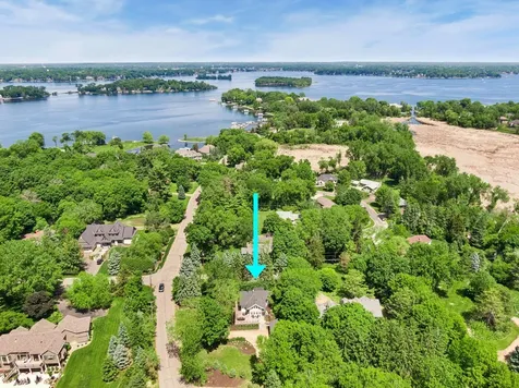 5685 Howards Point Road Excelsior MN 55331