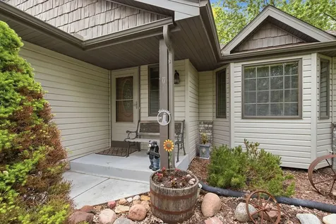 18821 English Avenue Farmington MN 55024