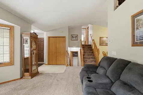 18821 English Avenue Farmington MN 55024