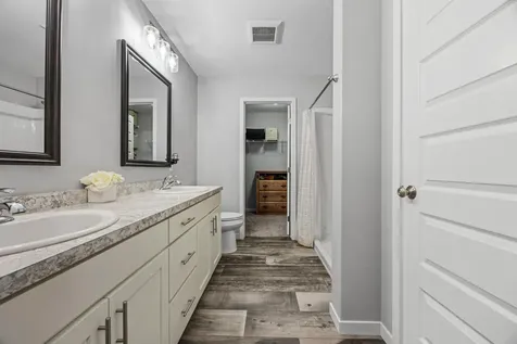 1526 6th Avenue NE Dilworth MN 56529