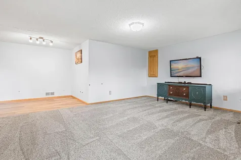3361 119th Avenue NE Blaine MN 55449