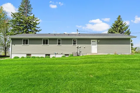 9285 Parley Lake Road Waconia MN 55387