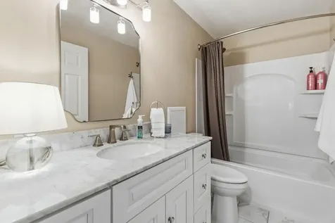 6102 Creek View Trail Minnetonka MN 55345