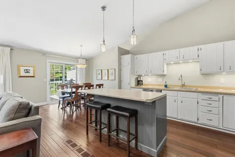 6102 Creek View Trail Minnetonka MN 55345