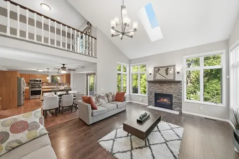 13476 Granada Avenue Apple Valley MN 55124