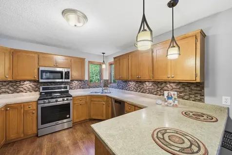13476 Granada Avenue Apple Valley MN 55124