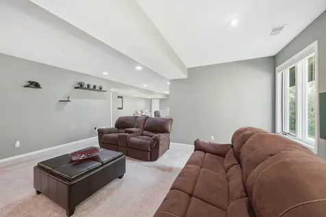 13476 Granada Avenue Apple Valley MN 55124