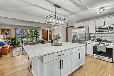 42 36th Avenue NE Fargo ND 58102