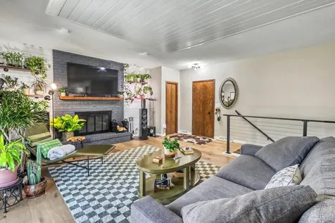 42 36th Avenue NE Fargo ND 58102