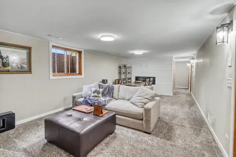 42 36th Avenue NE Fargo ND 58102