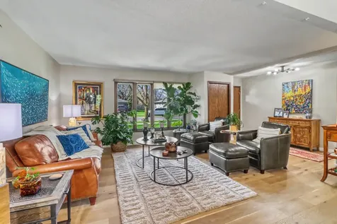 42 36th Avenue NE Fargo ND 58102