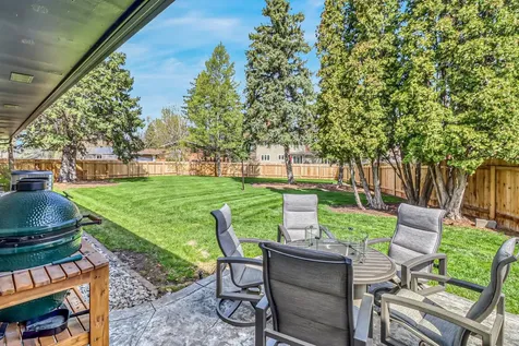 42 36th Avenue NE Fargo ND 58102