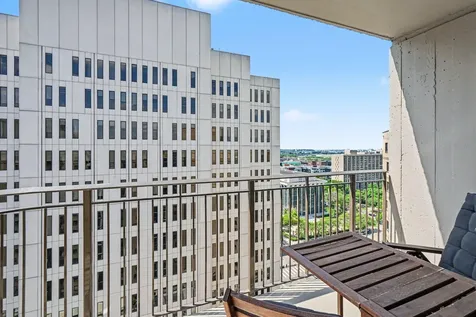 121 Washington Avenue S Minneapolis MN 55401