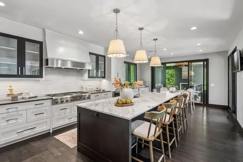 2201 Isengard Street Minnetonka MN 55305