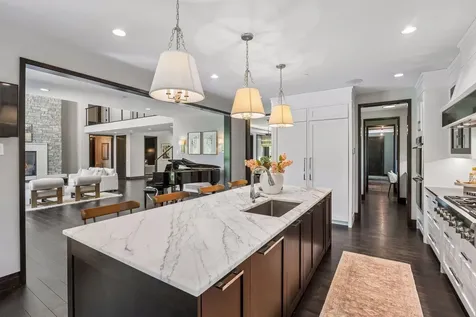 2201 Isengard Street Minnetonka MN 55305