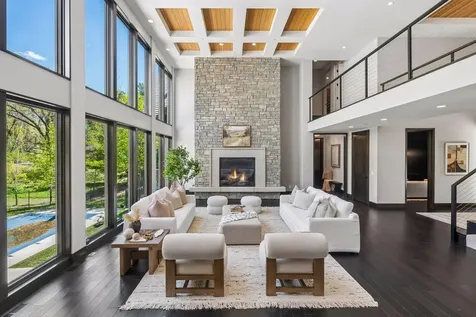 2201 Isengard Street Minnetonka MN 55305