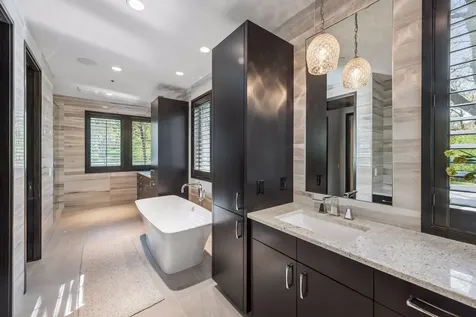2201 Isengard Street Minnetonka MN 55305