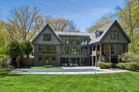 2201 Isengard Street Minnetonka MN 55305