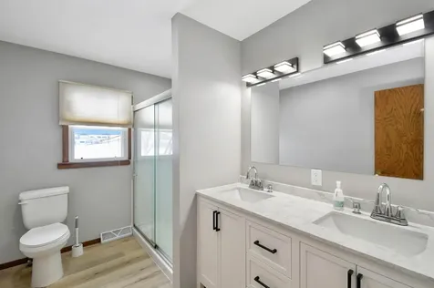 202 5th Street E West Fargo ND 58078