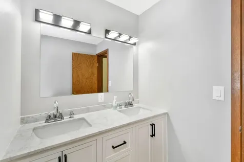 202 5th Street E West Fargo ND 58078