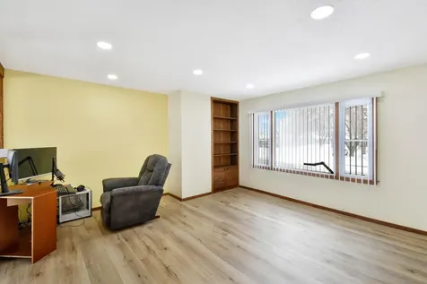 202 5th Street E West Fargo ND 58078