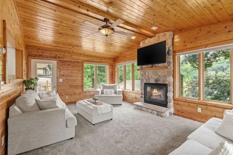 4651 Bedford Road Mound MN 55364