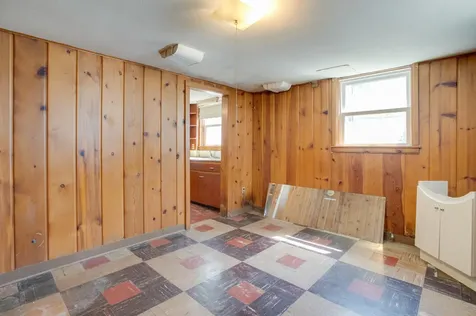 1630 6th Avenue S Fargo ND 58103