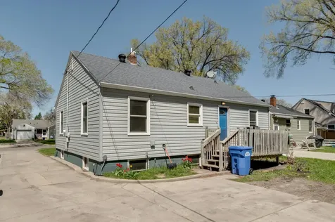 1630 6th Avenue S Fargo ND 58103