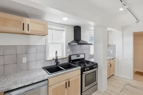 900 Geranium Avenue E Saint Paul MN 55106