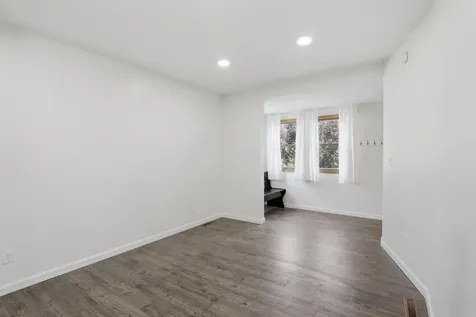 900 Geranium Avenue E Saint Paul MN 55106