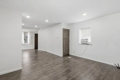 900 Geranium Avenue E Saint Paul MN 55106