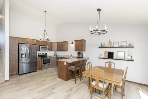 2554 54th Avenue S Fargo ND 58104