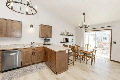2554 54th Avenue S Fargo ND 58104