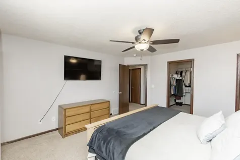 2554 54th Avenue S Fargo ND 58104