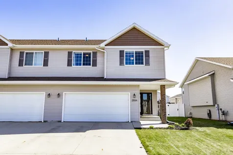 2554 54th Avenue S Fargo ND 58104