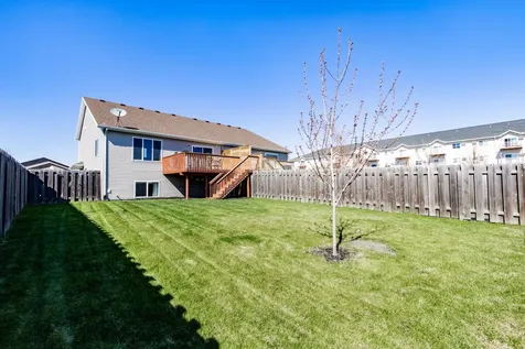 2554 54th Avenue S Fargo ND 58104