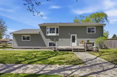 806 7th Street W West Fargo ND 58078