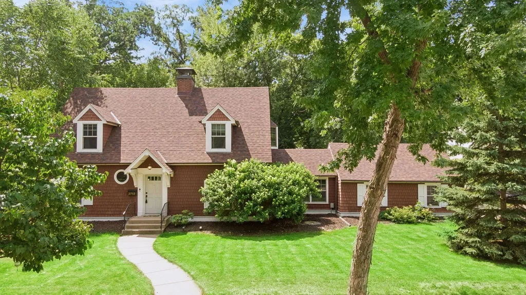 2713 W 54th Street Minneapolis MN 55410