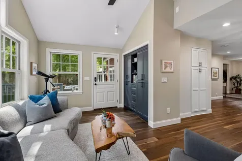 2713 W 54th Street Minneapolis MN 55410